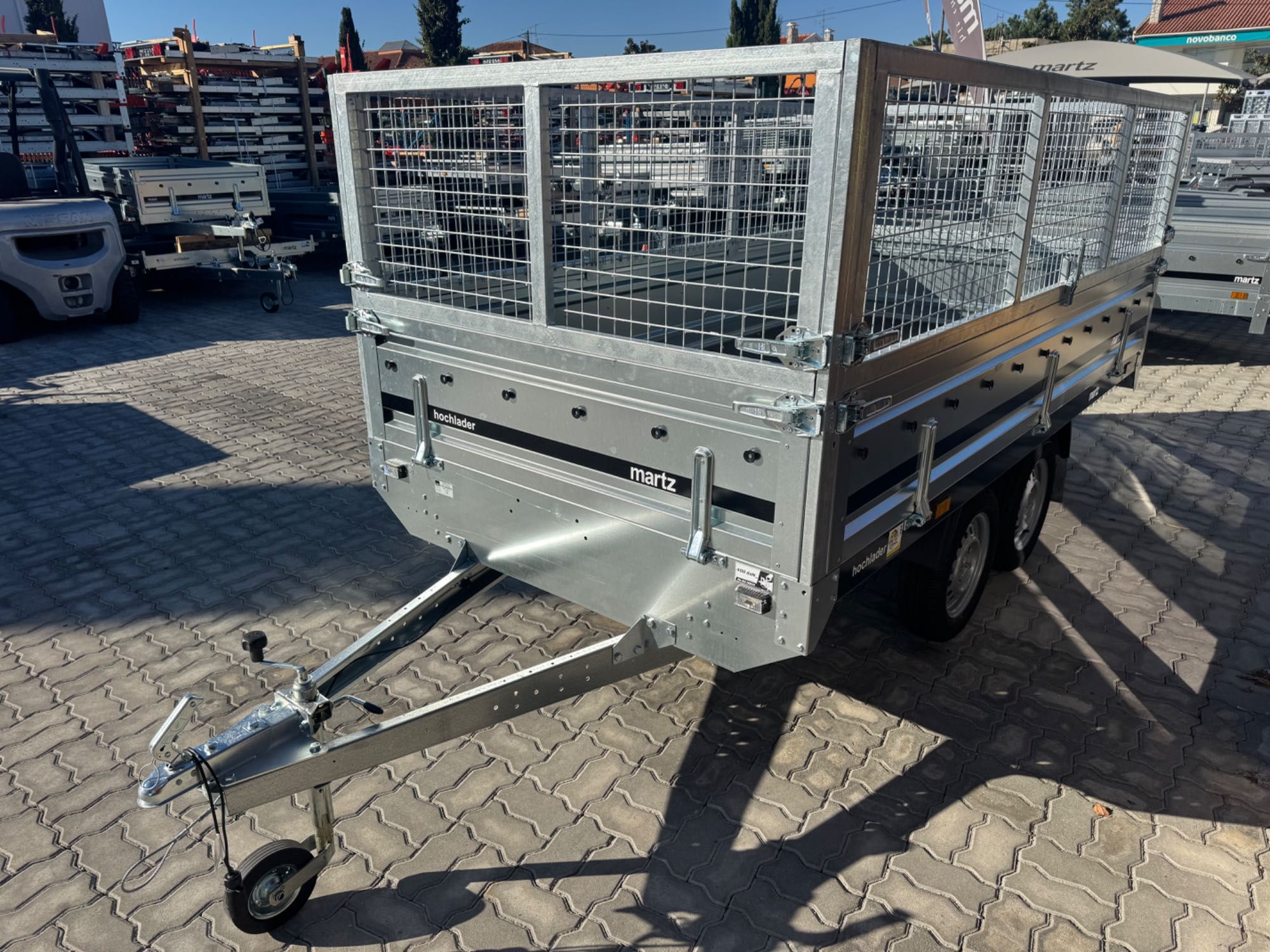 Atrelado Martz Hochlader 300/2 + Grades Laterais