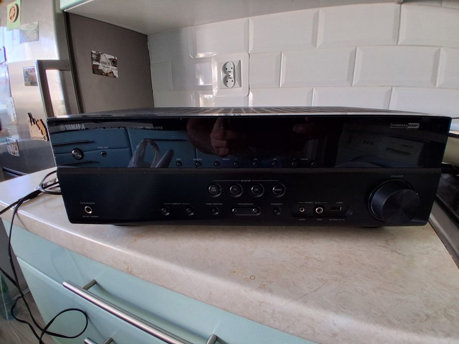 YAMAHA natural sound AV receiver RX-V373