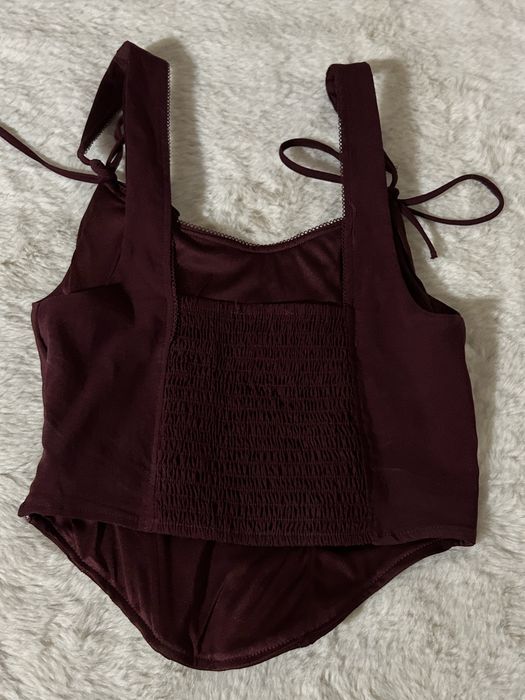 BERSHKA Топ з бантиками бордовий