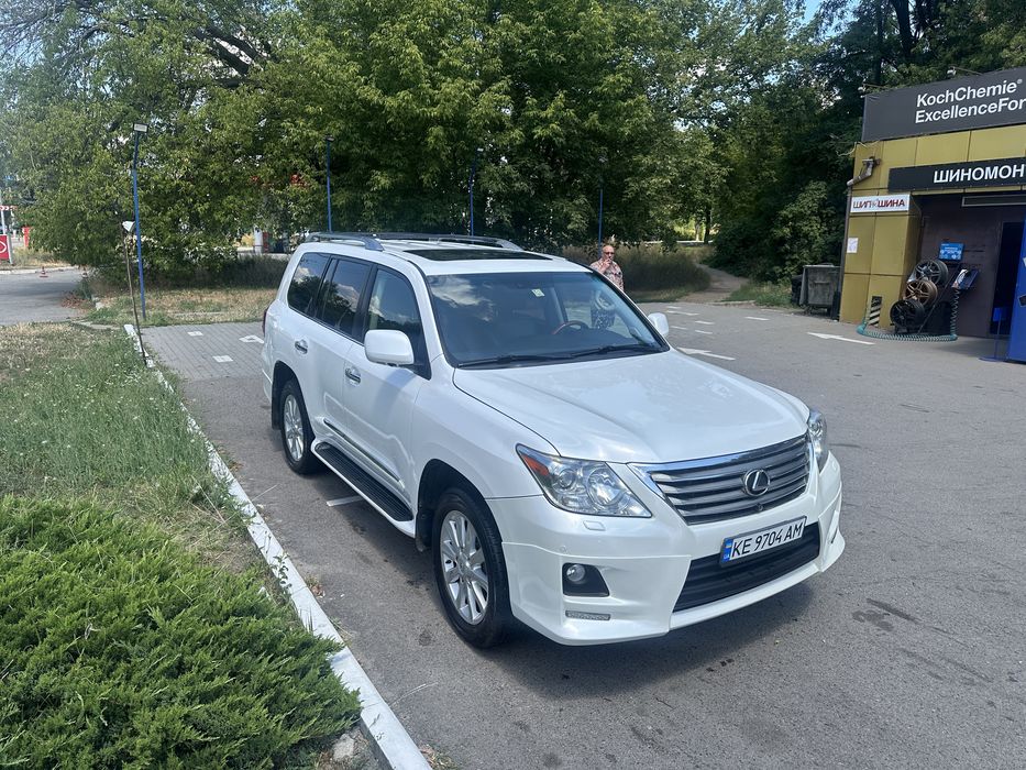 Lexus LX 570 2008рік