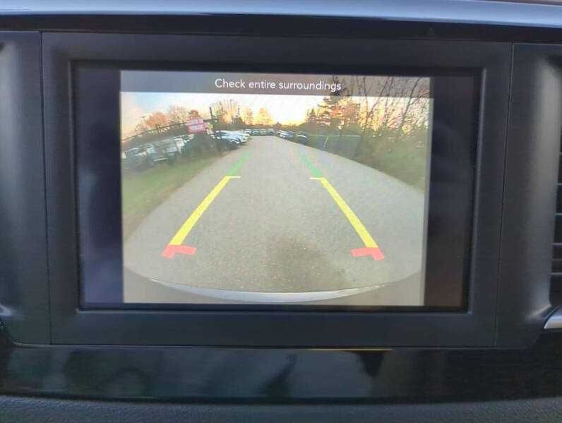 2021 Chrysler Voyager L