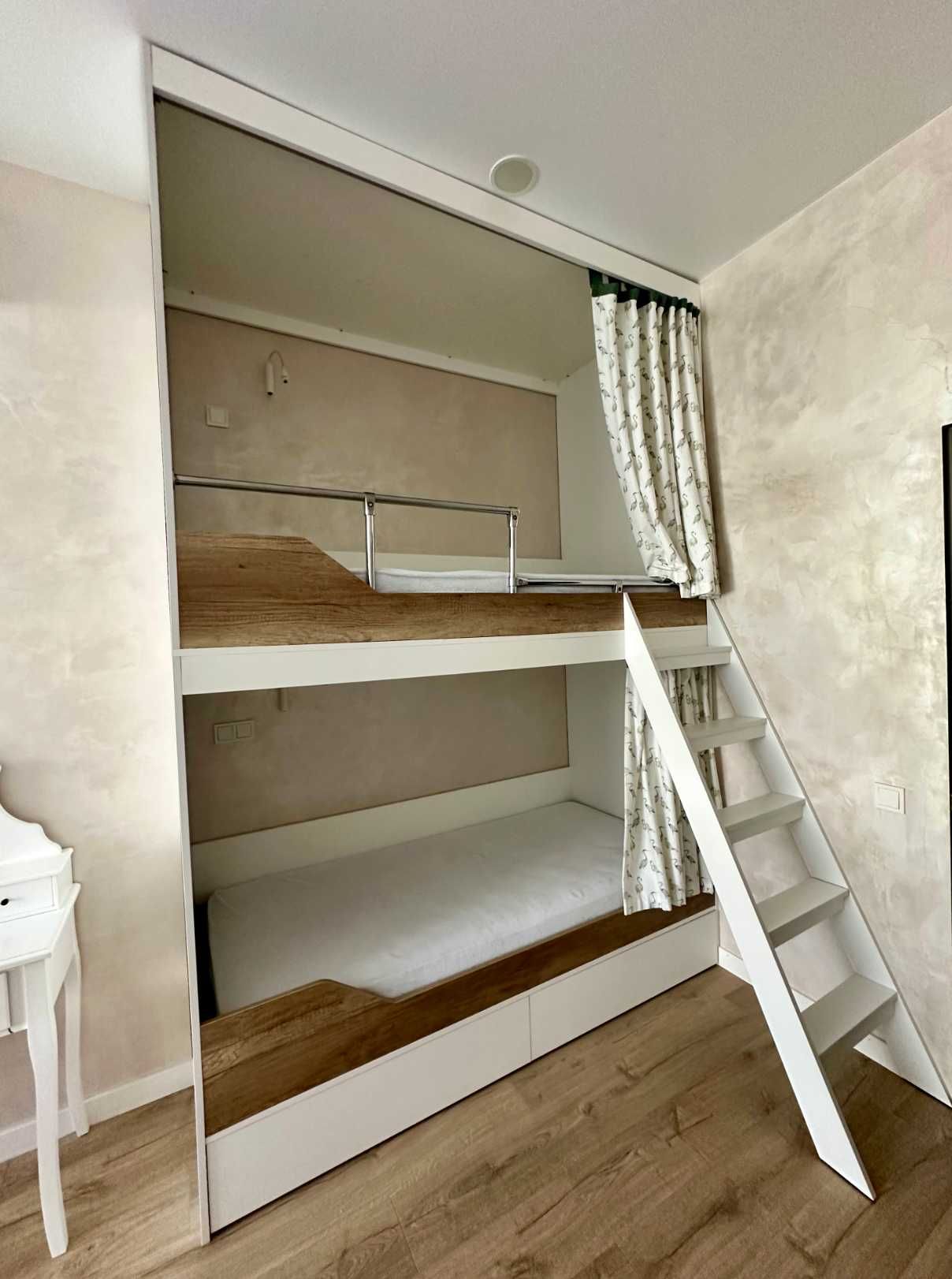 Продам 3х кімнатну квартиру ЖК Comfort City з власним басейном Центр