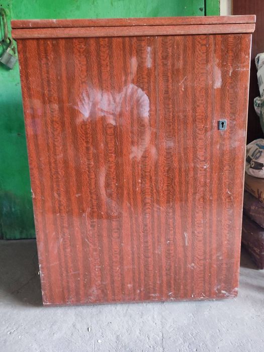 Продам швейную машинку