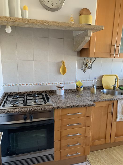 Quarto para arrendamento Rio de Mouro