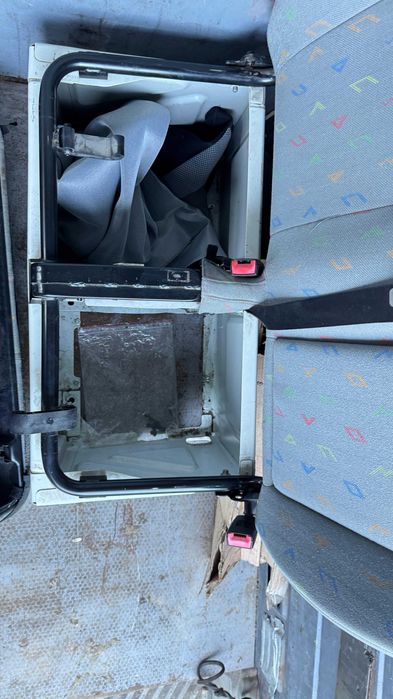 Fotel podwójny pasażera VW CRAFTER (przód)