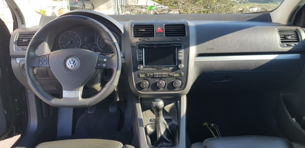 VW Golf V 2.0tdi