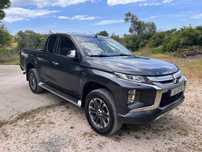 Mitsubishi L200 2.3 DI-D CD Invite Strakar Look 4WD