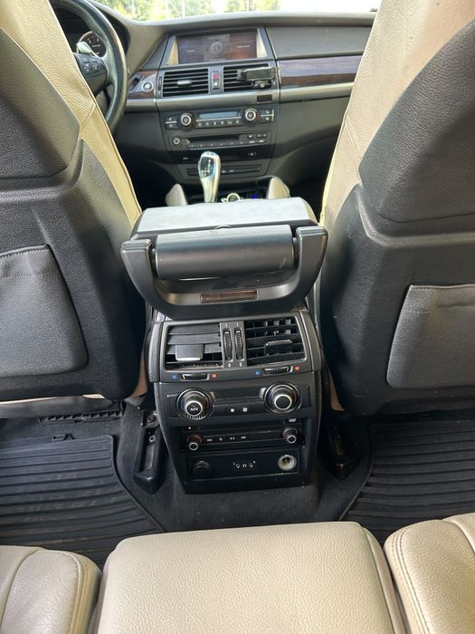 Продам BMW X6 е71