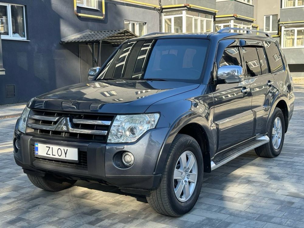 Mitsubishi Pajero Wagon