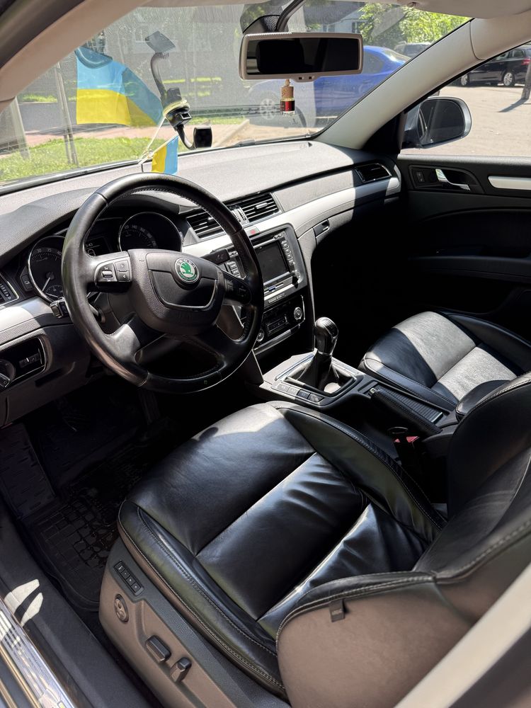 Skoda superb 1,6 TDI 2012