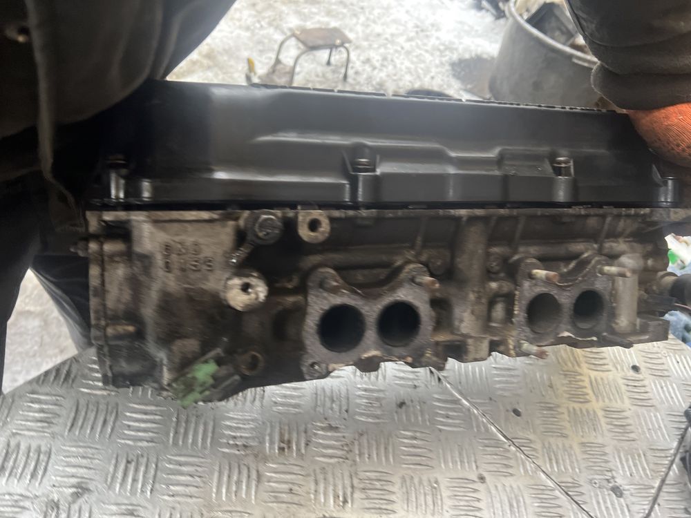 Головка двигателя 1.5 1.5 nissan almera 97-2004год