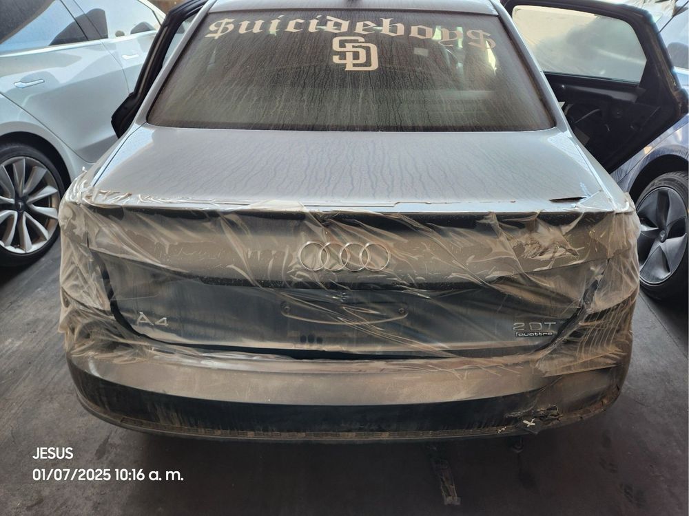 Audi a4 2018 р s-line quatrro