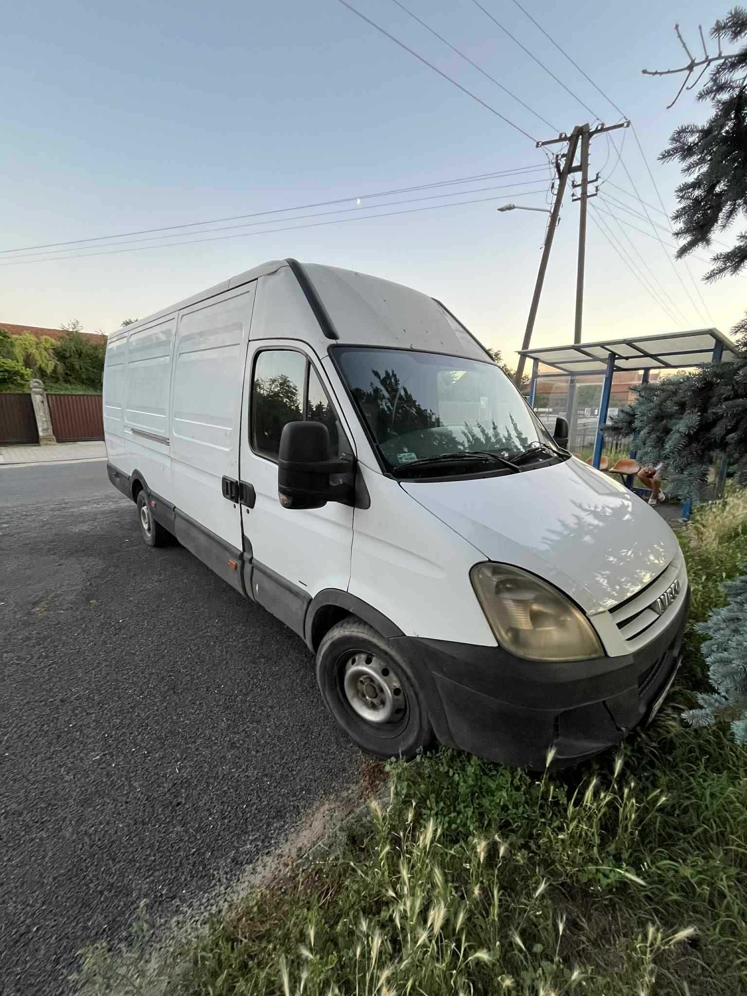 2008 iveco 35s14