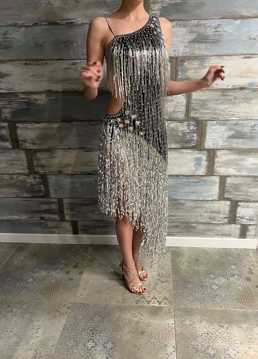 Бальне плаття для Латиноамериканских танців.