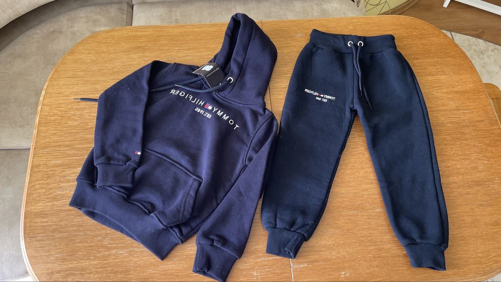 Спортивний костюм для хлопчика Tommy Hilfiger на флісі 98-104 Турція