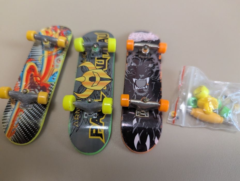 Фингерборды (пальчиковый скейт Skateboard Mini)