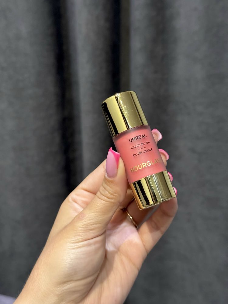 Румʼяна нові hourglass whim liquid blush unreal рідкі румяна оверглас