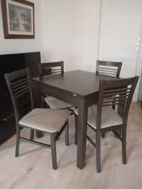 Stół rozkładany 80x80 - 160 + cztery krzesła drewniane tapicerowane