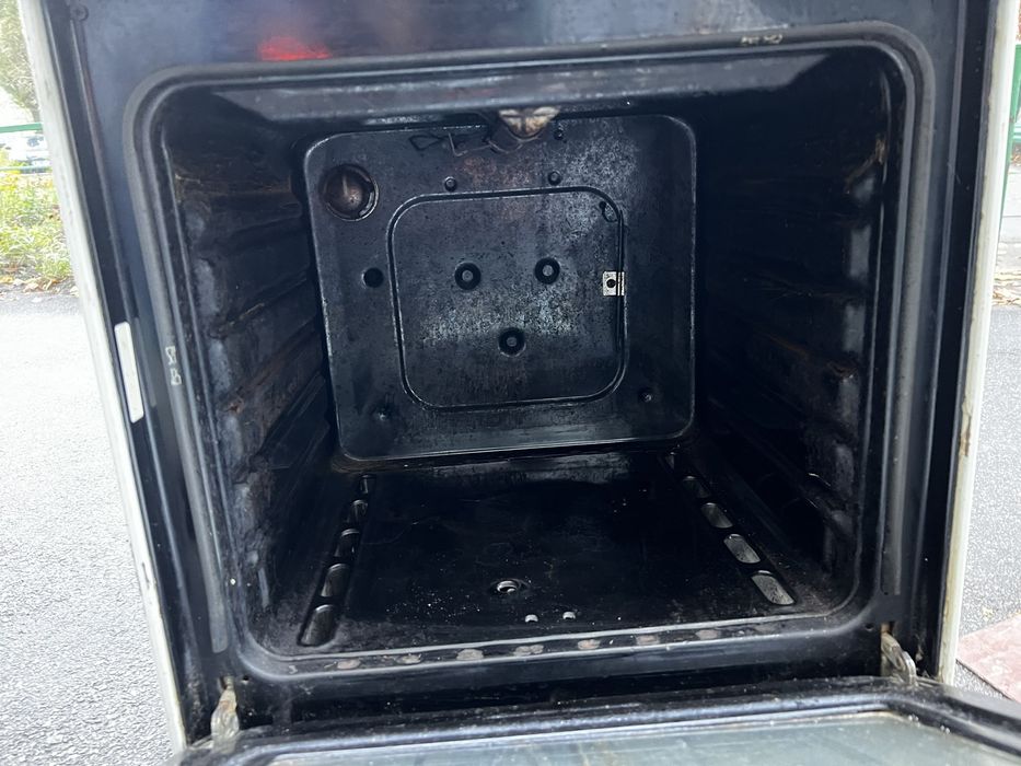 Газовая плита Indesit