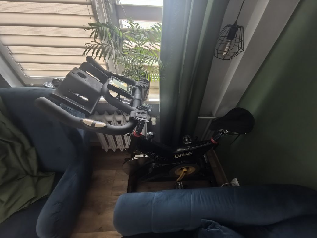 Rower spinningowy Hms premium sw7200