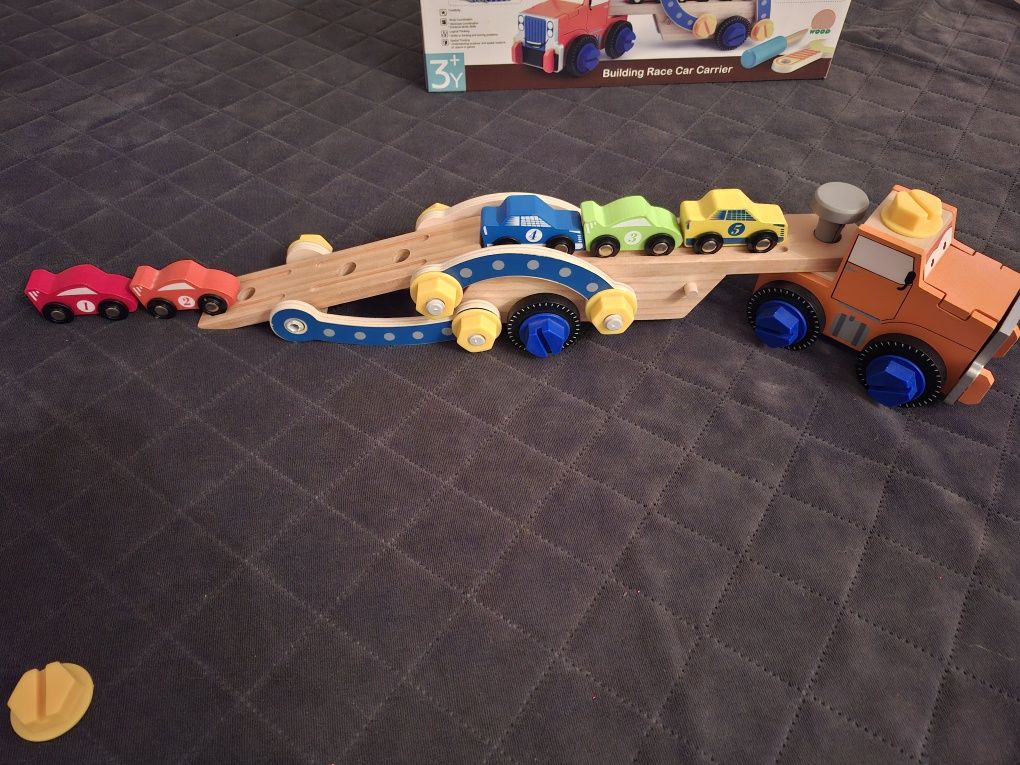 Acool Toy drewniana laweta z autkami