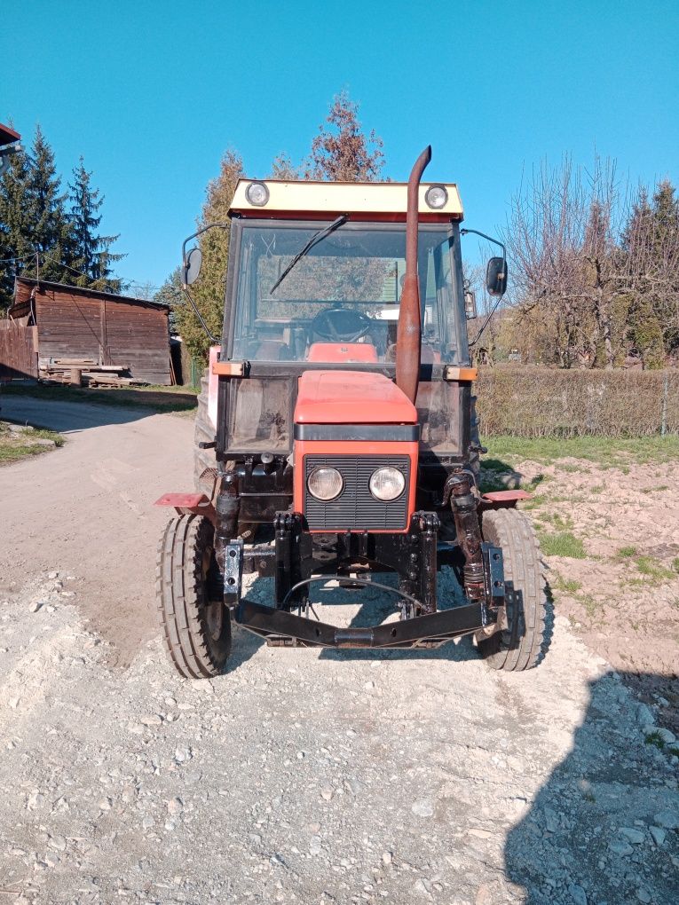 Ciągnik rolniczy Zetor 7211