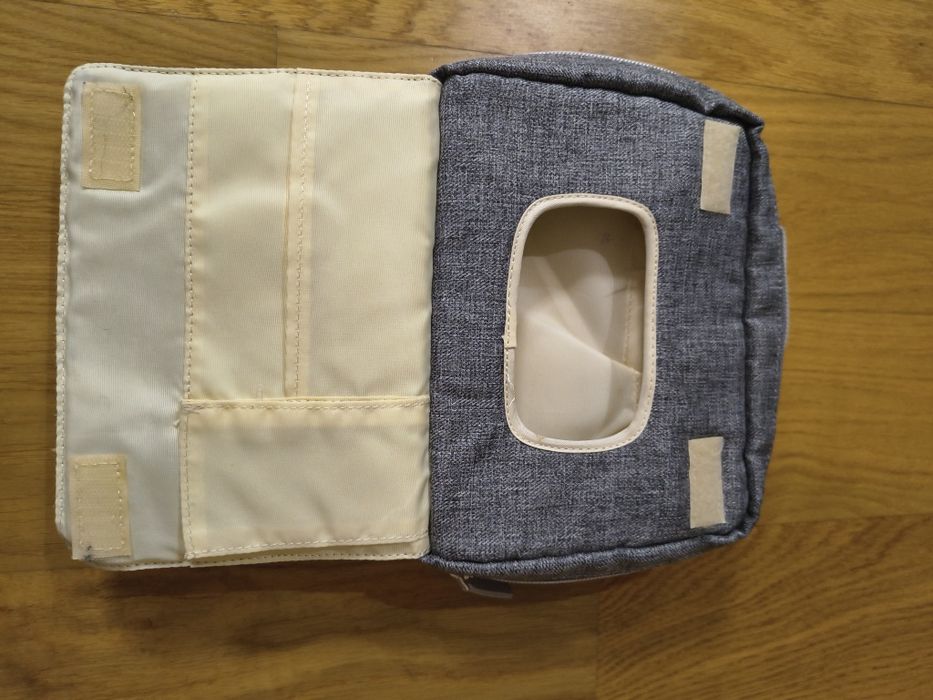 Organizer na chusteczki pieluchy pampersy do wózka dla niemowlaka