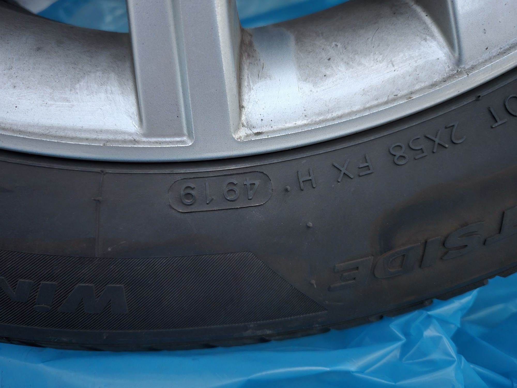 Koła felgi+opony zimowe 6.5j 5x100 205/55/R17 2019r. skoda kamiq/scala