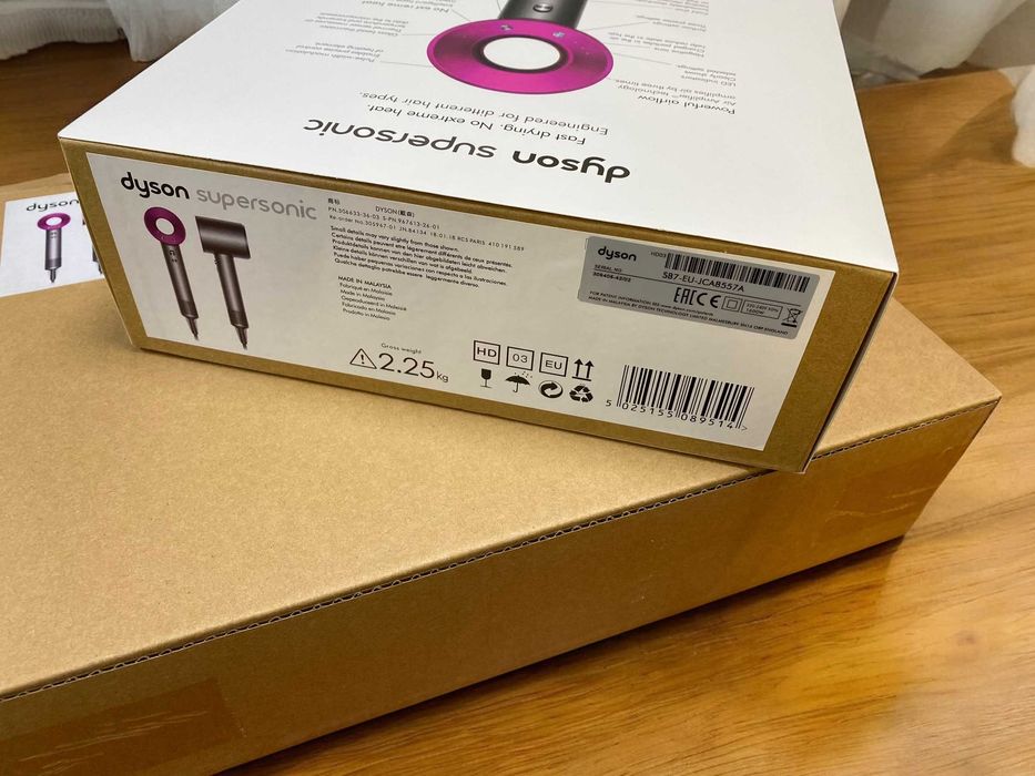 Фен Dyson Supersonic HD 03 дайсон