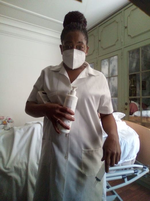 Cuiidados de  Idosos ao Domicílio