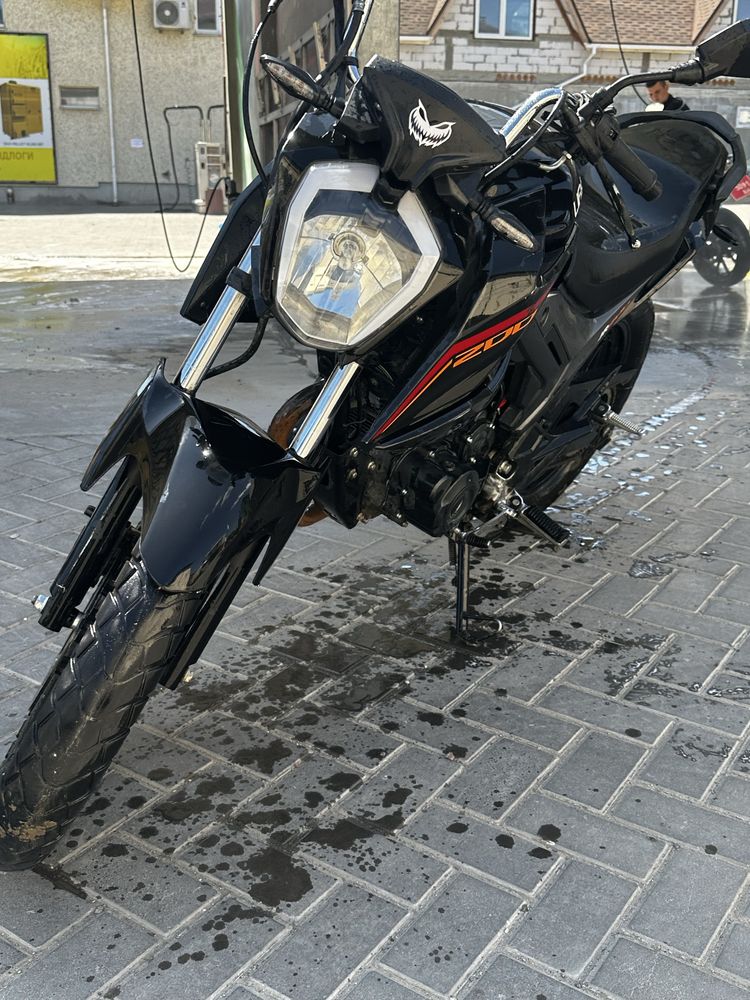 Мотоцикол Lifan JR200