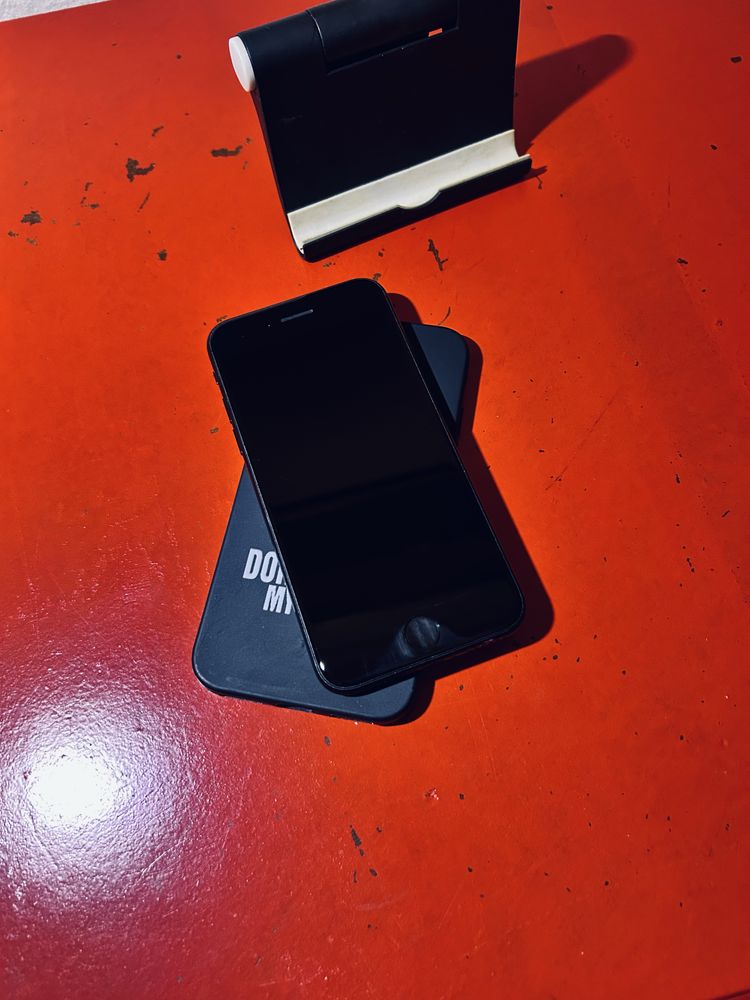 Apple Iphone SE 2020
