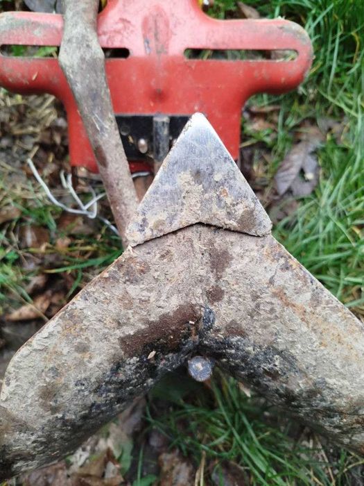 Плужок для підгортання