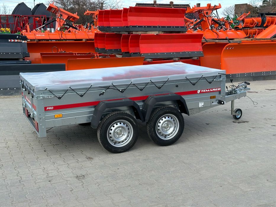 Przyczepka z płaską plandeką dwuosiowa 264×126 cm samochodowa