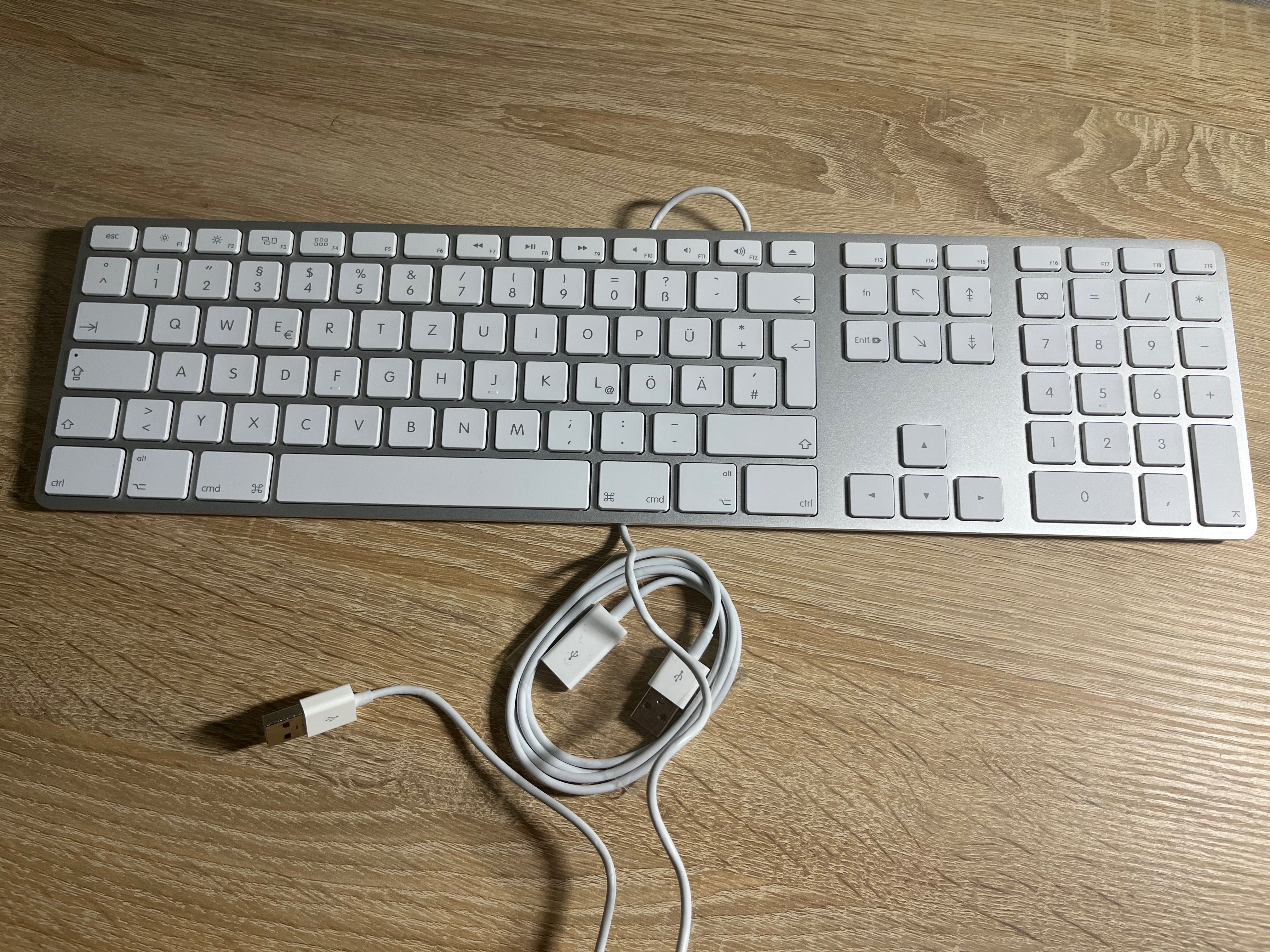 Клавіатура Apple Leyboard