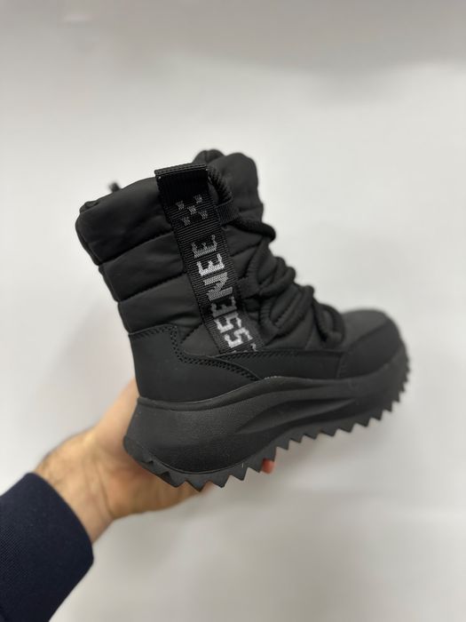 Дутики зимові на овчині 26-32, чорні дутіки черевики, легкі ботинки