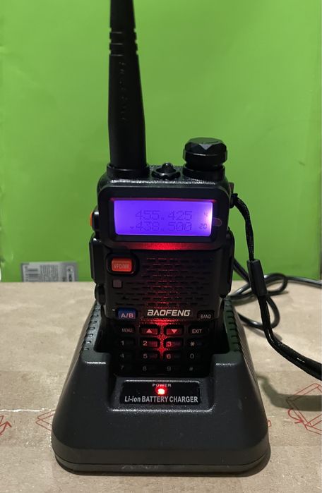 Рація Baofeng UV-5R 5 Вт VHF/UHF — до 10 км, 128 каналів, USB зарядка