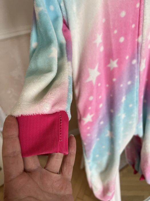 Кенгурумі єдиноріжка