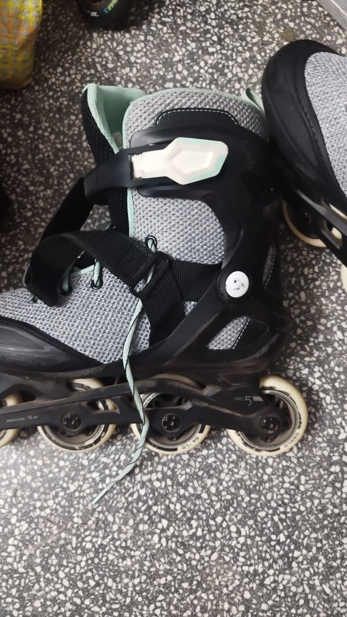 Patins Oxelo 41 rodas 76 ml