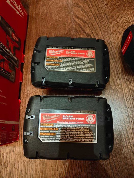 Дриль шуруповерт Miwaukee 2801-22CT