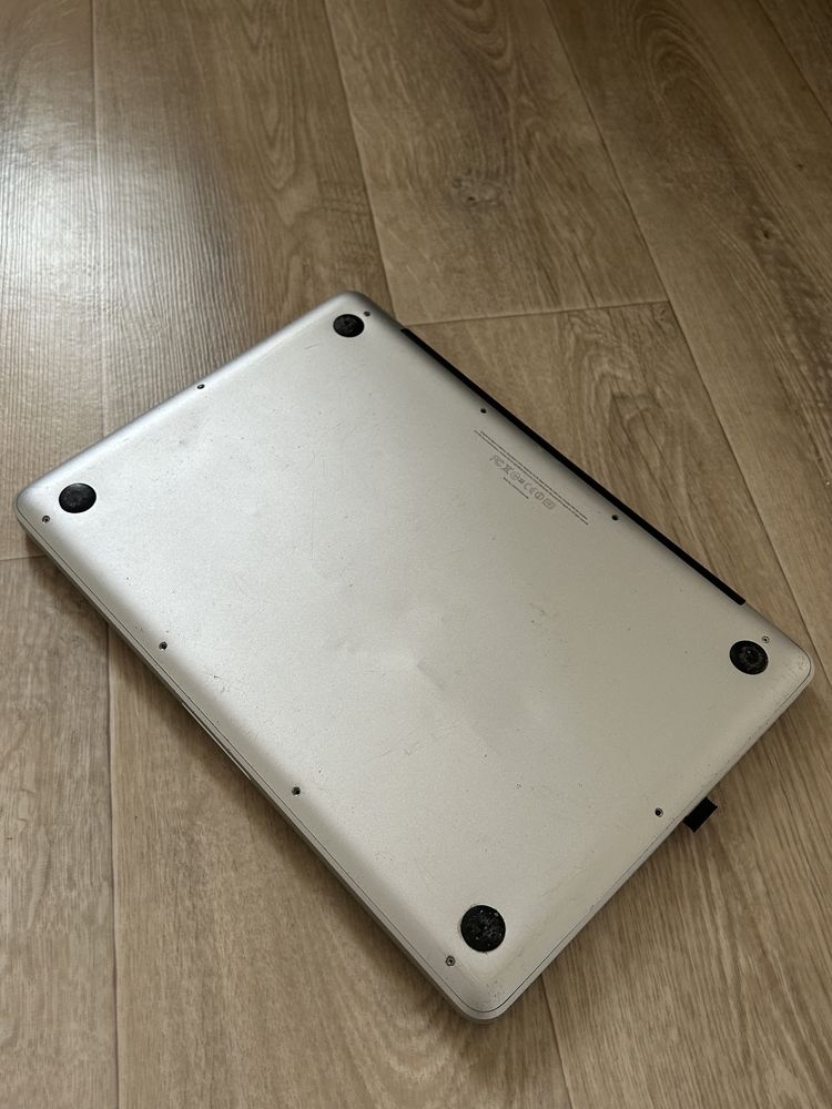 MacBook Pro 13" i7 2011г 8гб DDR3 1600Mhz 512мб видеокарта