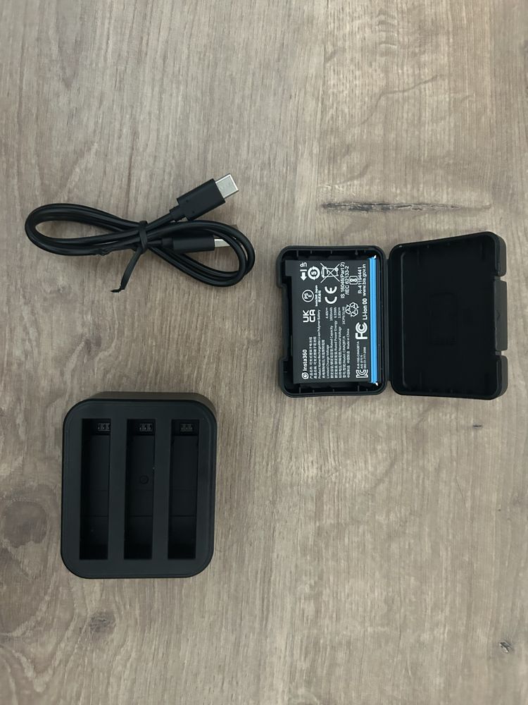 Insta360 x3 + Acessórios + Bolsa de transporte