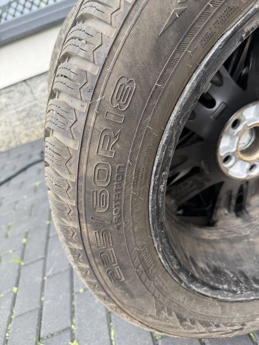 Felgi Toyota Rav4 + 2 opony letnie
