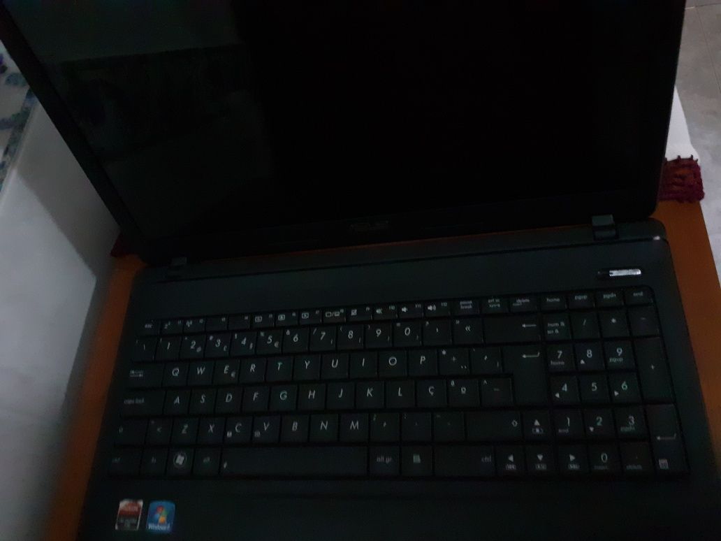 Portátil Asus X54H I3 (para peças)