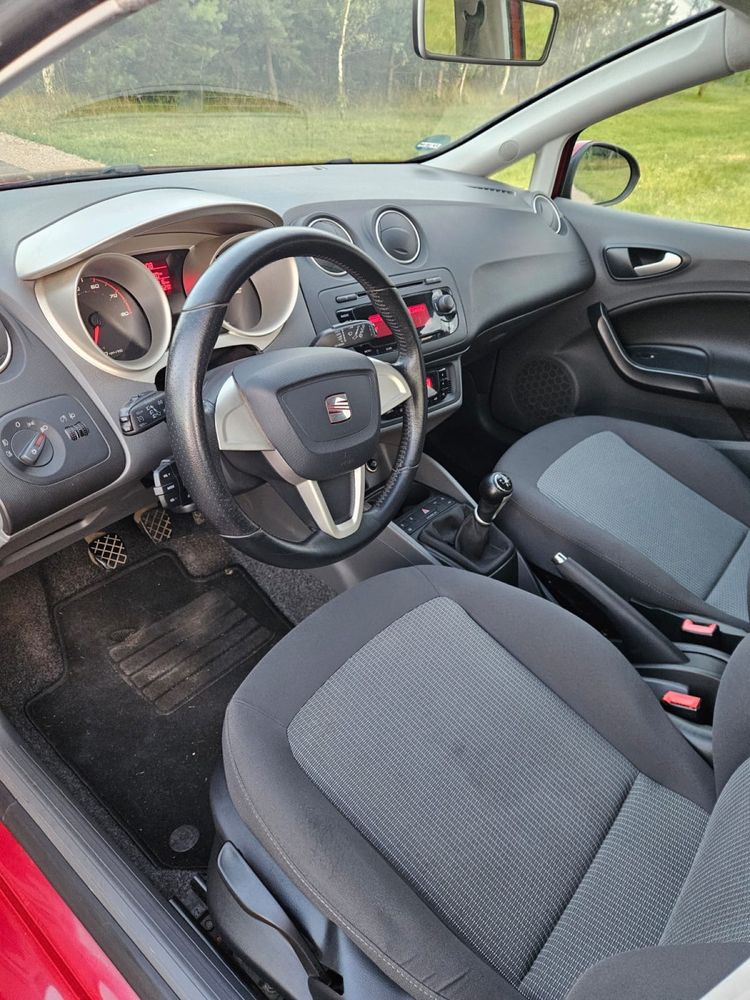 Seat Ibiza ST 1.4 MPI klimatronik bez rdzy niski przebieg