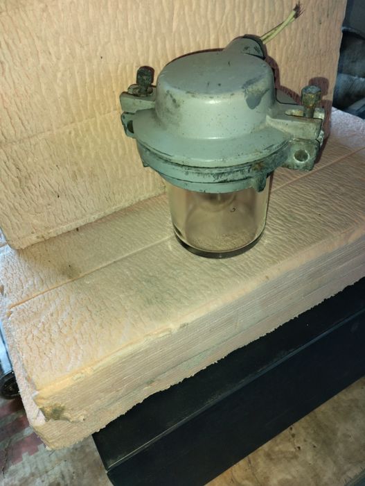 Продам наружный фонарь автомобильный б/у