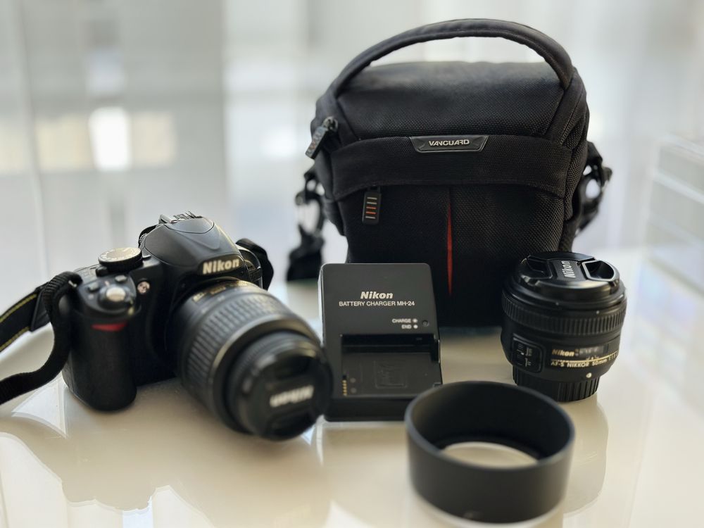 Nikon D3100+ kit 18-55 mm +nikon 50 mm 1.8 af s+ сумка