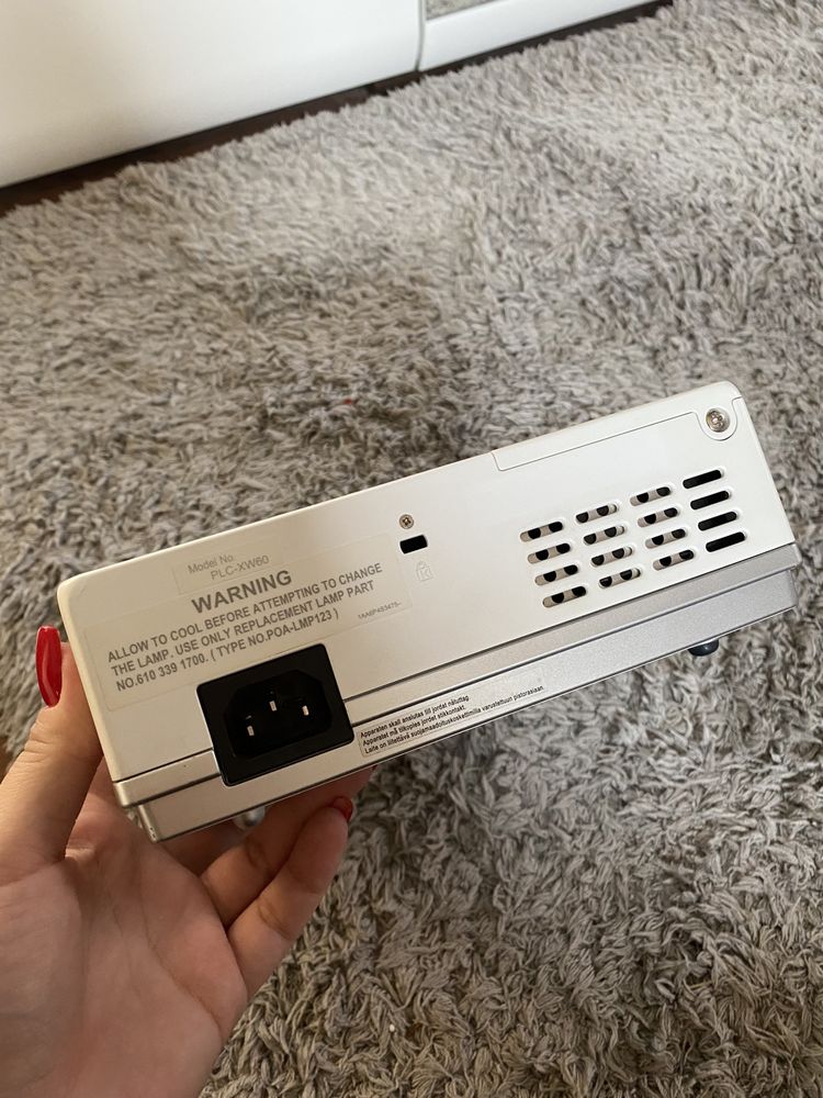 Projektor SANYO PRO xtratx Multiverse Projector PLC-XW60