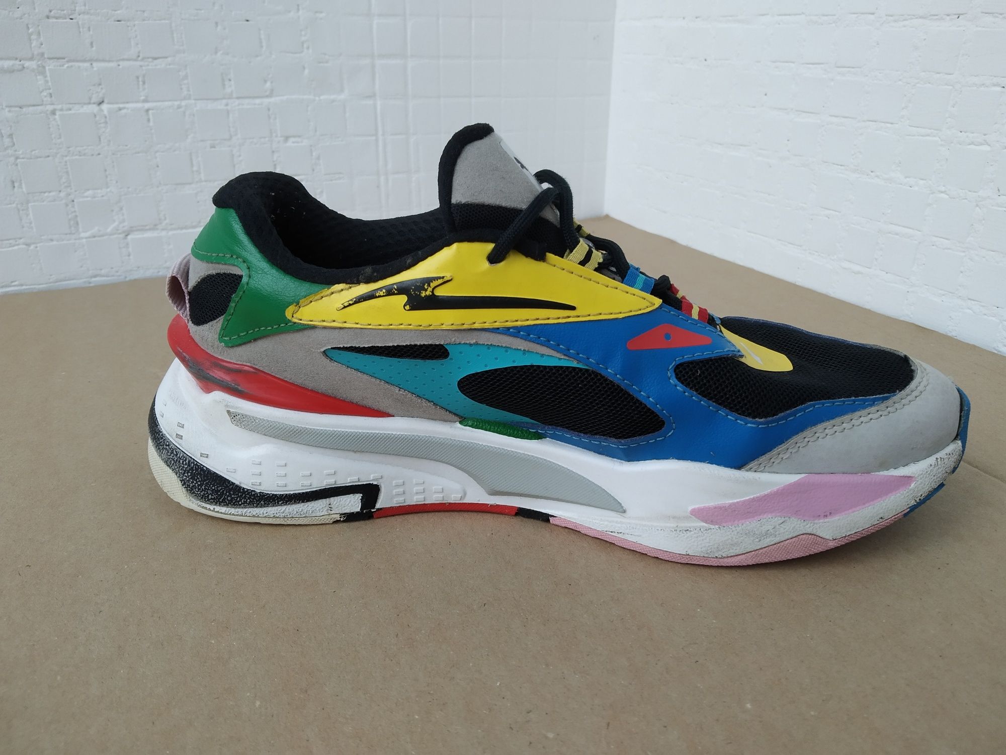 Оригінал кросівки PUMA кольоровіі б/в