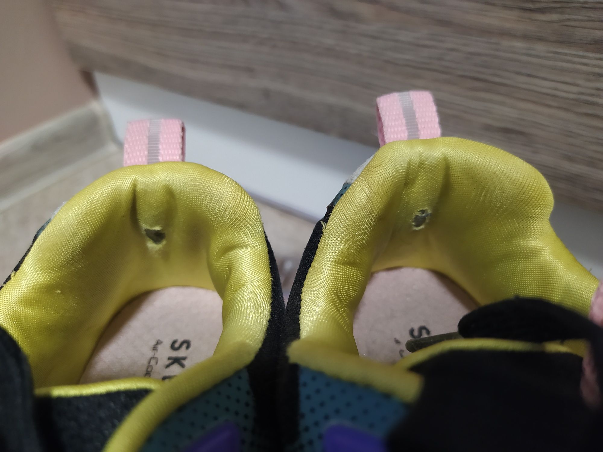 Кросівки Skechers Los Angeles 34 розмір для дівчинки